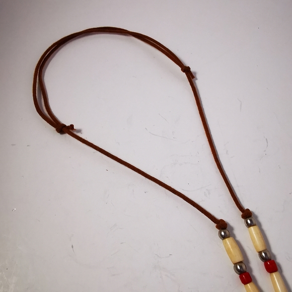 Vintage Indigenous Style Leather and Bone Feather Necklace - Picture 7 of 17